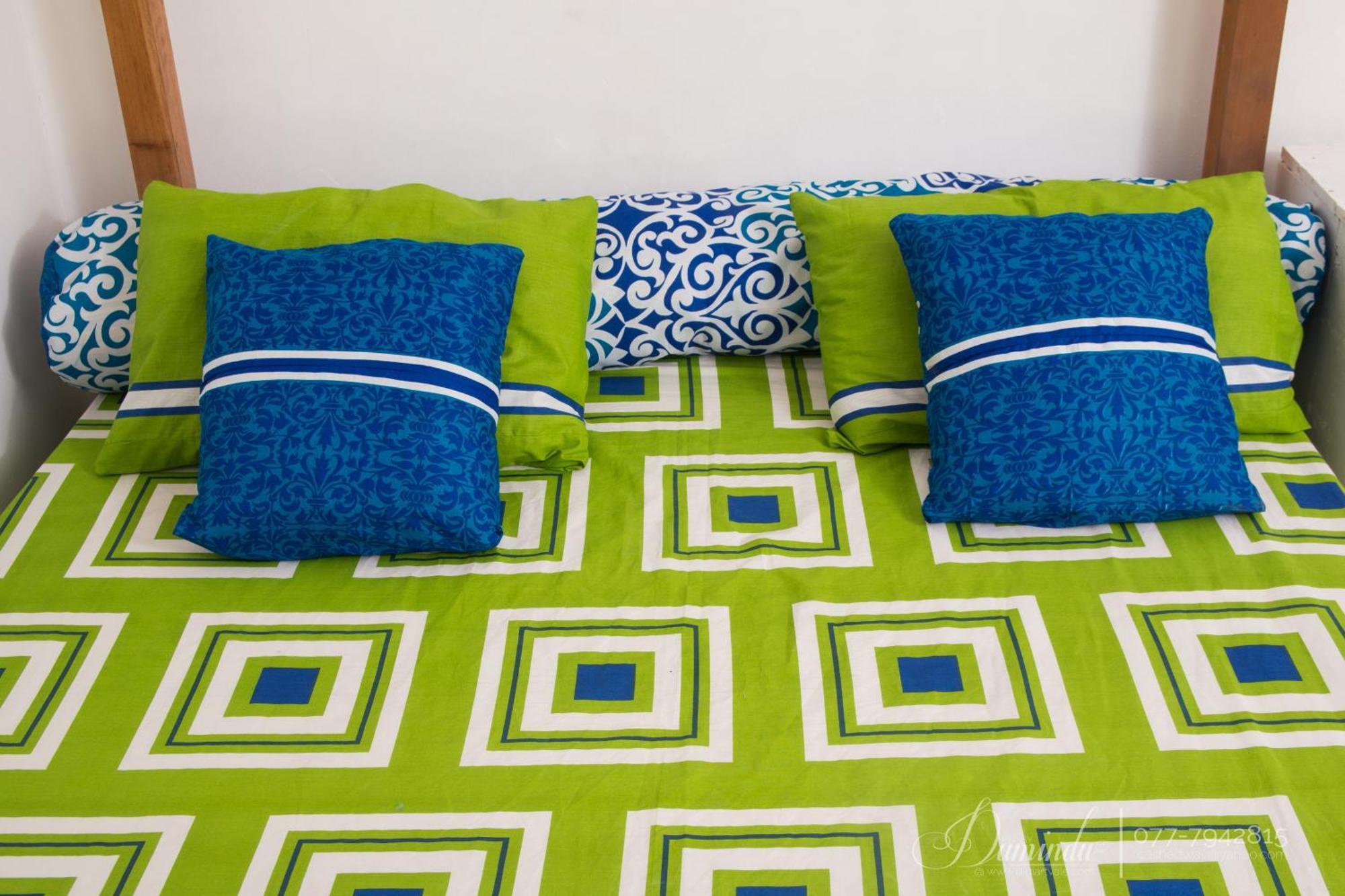 Cheeky Monkey Surf Camp Hotel เวลิกามา ภายนอก รูปภาพ